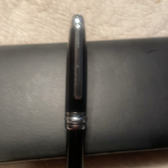 Mt Blanc Meisterstuck 18k Gold Nib Fountain Pen - Picture 6 of 9